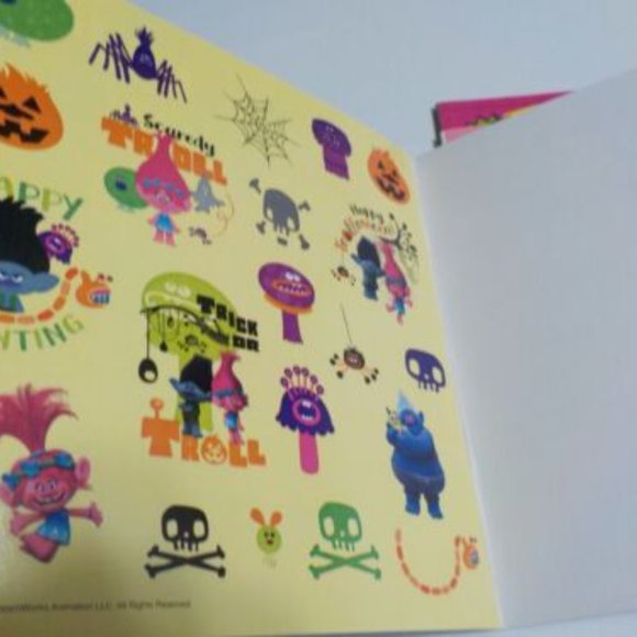 Girls 5 Book Lot NEW Condition (Tinker Bell, Minnie Ms., Trolls, Shopkins) PB - Picture 7 of 11